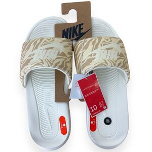 NEW Nike Victori One Slides‎ Women's 10 Animal Print Sandals CN9676-105 Slip On